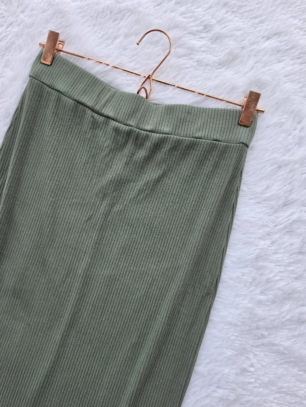 Sundry Olive Green Ribbed Midi Length Skirt - Picture 2 of 7